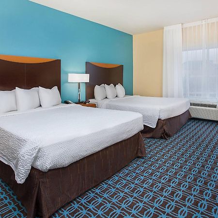 Fairfield Inn & Suites Louisville East Экстерьер фото