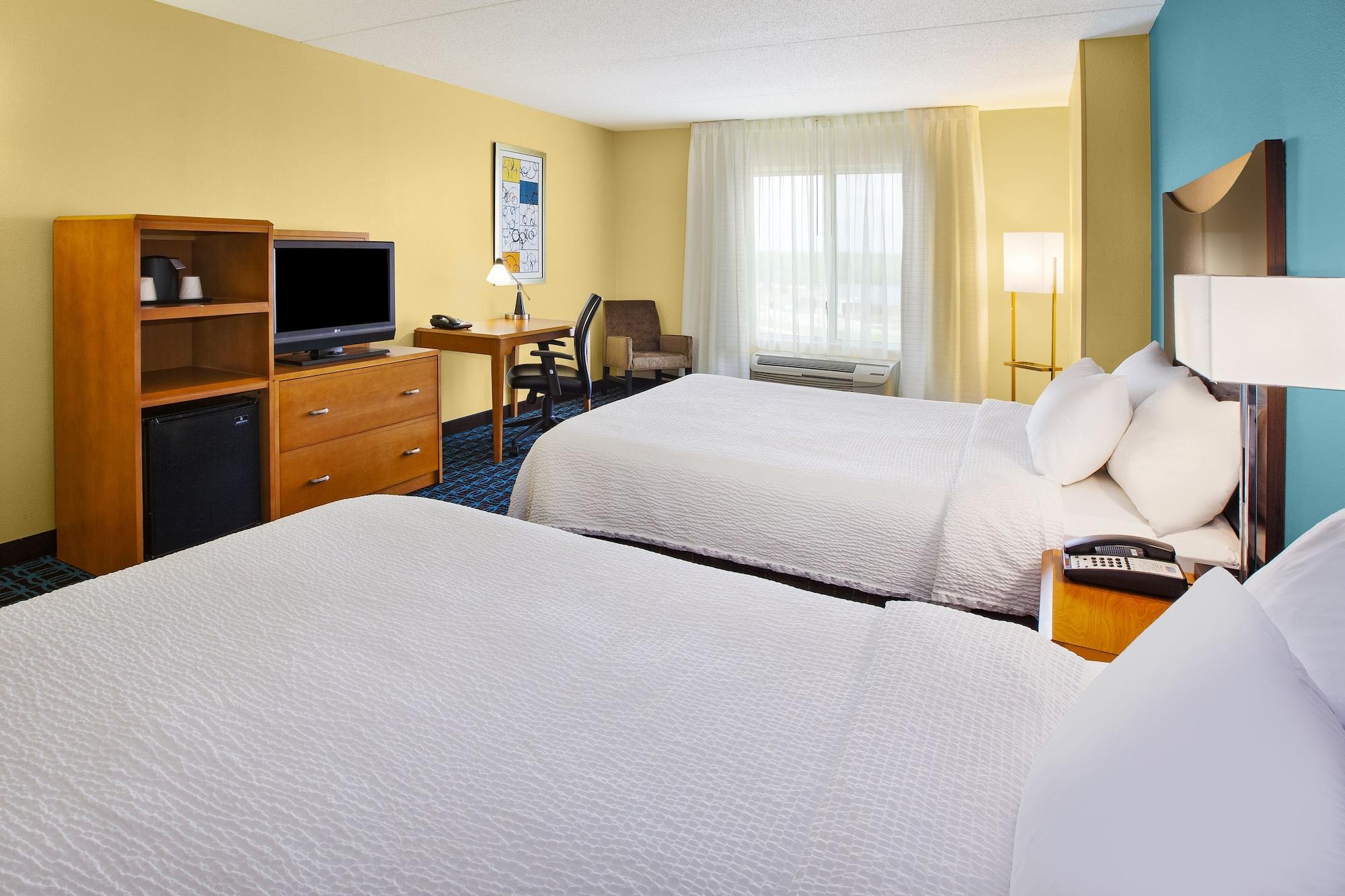 Fairfield Inn & Suites Louisville East Экстерьер фото