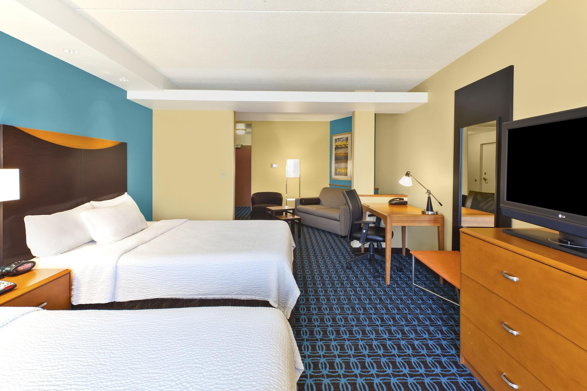 Fairfield Inn & Suites Louisville East Экстерьер фото