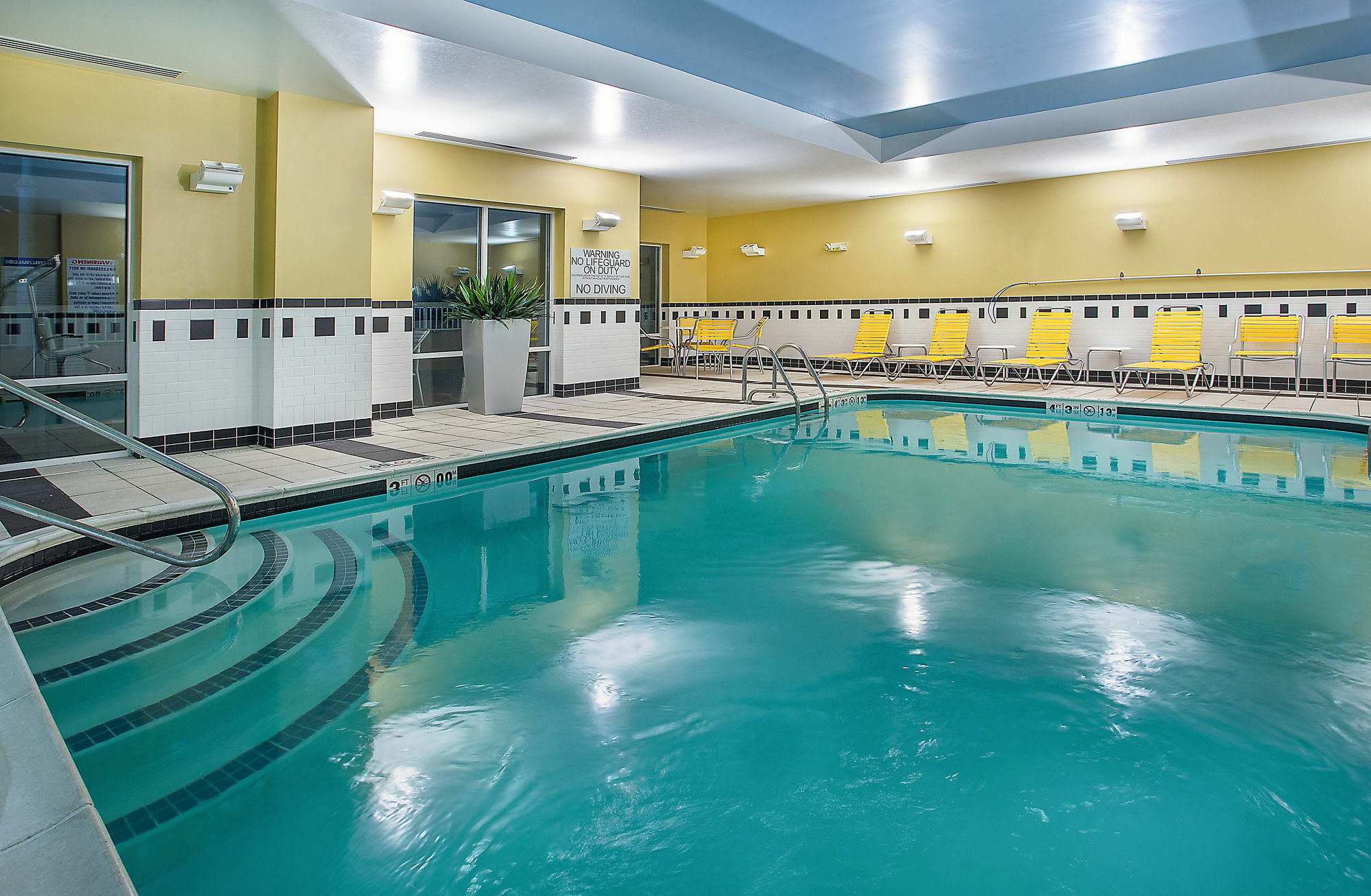 Fairfield Inn & Suites Louisville East Экстерьер фото